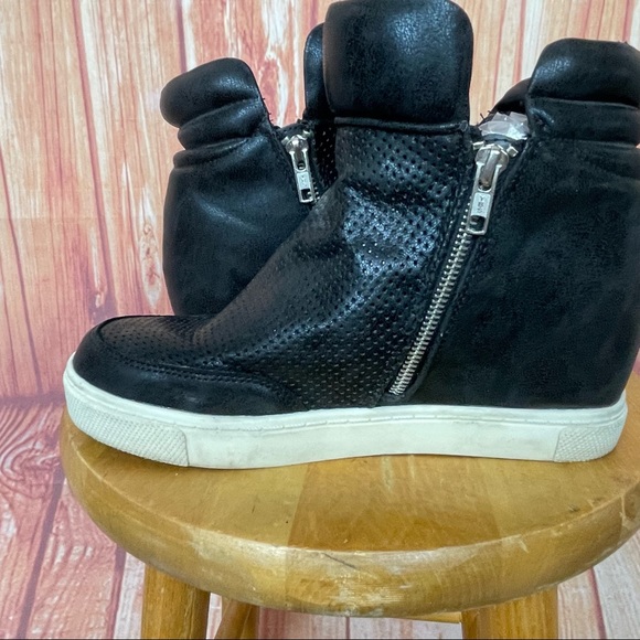 Mossimo Faux Leather Platform Wedge Sneakers Boots (9.5) - Picture 9 of 10